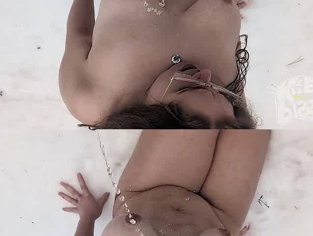 Beauty drinks void urine in snow then warms up with pee moist noodles and penis