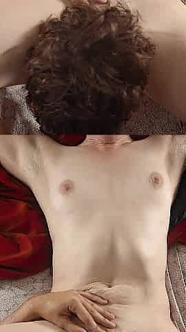 Amateur pair has vehement sex in daybed with riding ejaculation