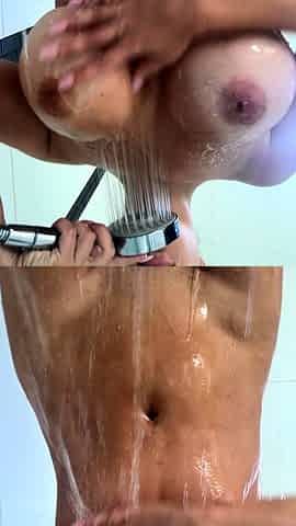 Big boobs milf masturbates with her dildo