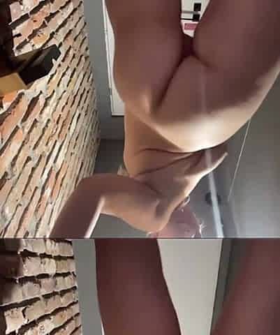 Sexy Training and Squirting in the Gym