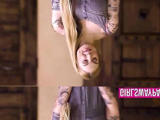 Sarah Vandella In Slumber Party With Pretty Babe And Two Others Turned Into A Foursome