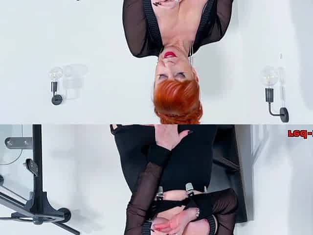 Attractive MILF seductress crazy masturbation clip