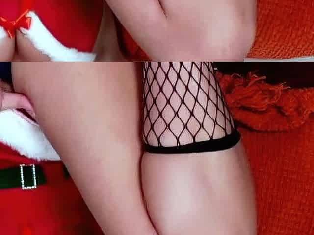 Close up MILF masturbation