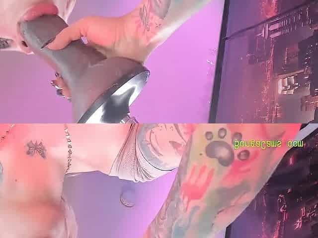 Busty Milf Enjoys Being Fucked Till Squirt Live On BongaCams
