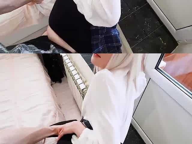 Student 18+ Gwen Stacy Fucks Flash Thompson At Home After Class While Peter Parker Jumps On Rooftops