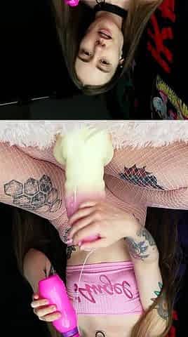 Petite small tit babe with perfect pussy masturbates