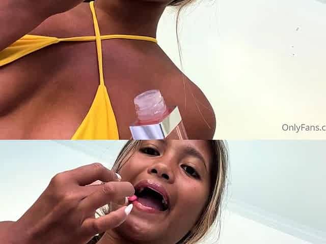 Sexy Blonde Babe With Big Boobs Strips Bra