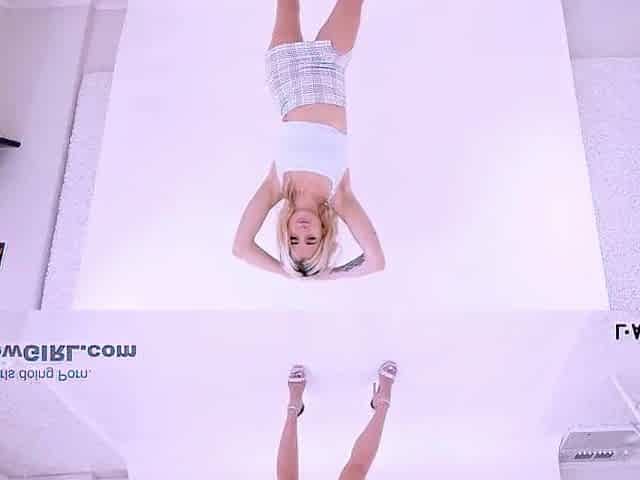 Breathtaking blond model got tempted by the producer