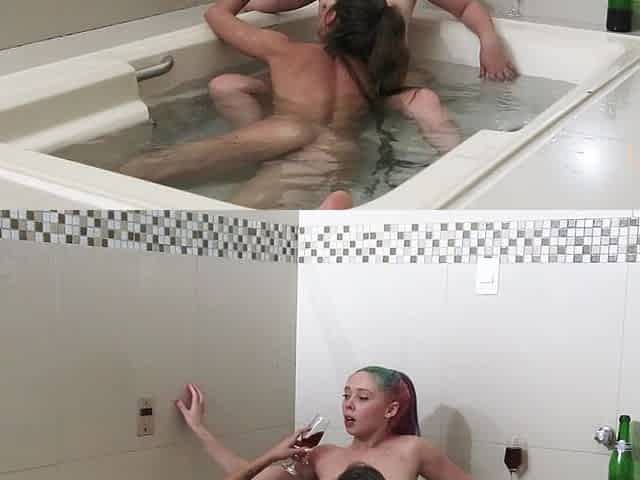 Intense Kisses in the Bathtub!