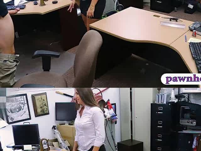 Large ass brunette hair woman gets railed by pervert pawn stud