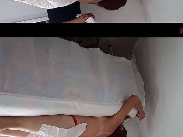Hotwife gets a real creampie from an unfamiliar masseur