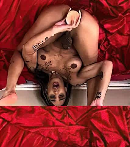 Ikeepthemcuming Fully Nude Solo Anal Play With Dildo