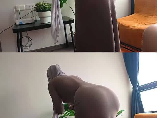 Step Mamma with large round booty unintentionally caught my morning boner