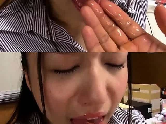 Japanese Asian mama being fingered by her husband