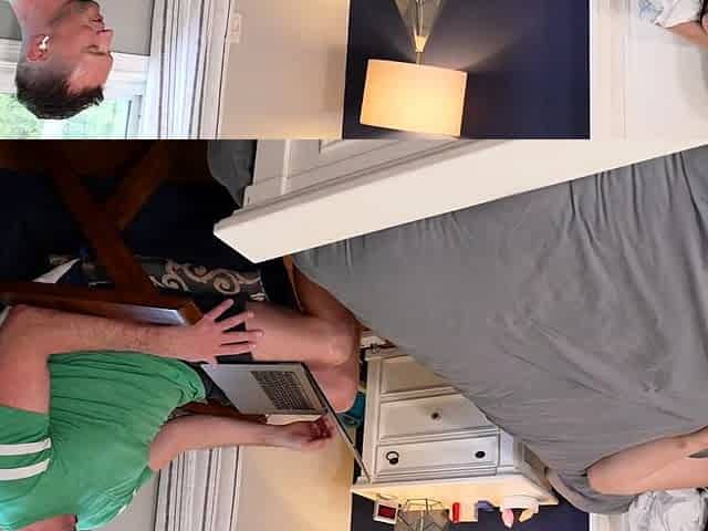 Sexy Milf Housewife Masturbates During Facetime Meeting