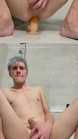 Blue Haies emo riding large sex tool After shower