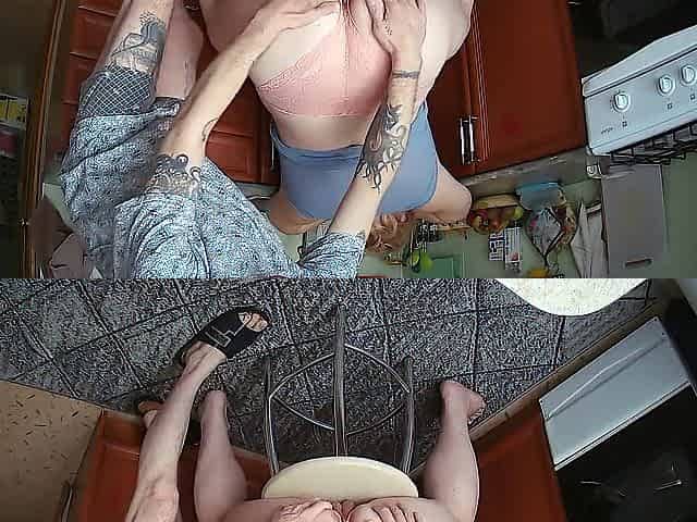 A ally with a large butt allowed her to cum on pink pants