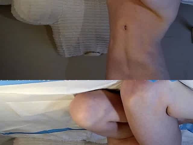 Amateur Webcam Teen Flashes Masturbates