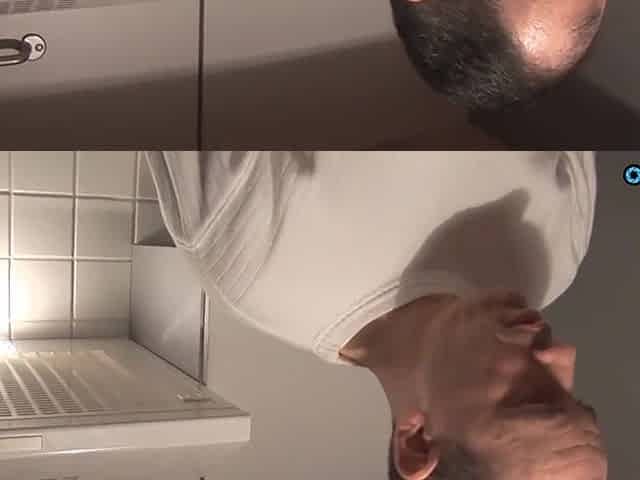 That guy's giving back fingering for her tugjob as they are simply polite like that
