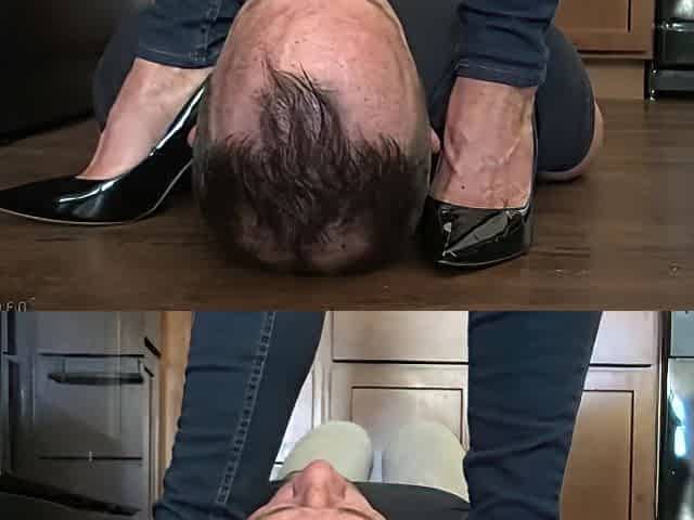 Goddess And Foot Worship Boy