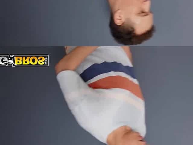BANGBROS - Cassie Lenoir Shakes Her Giant Booty In Front Of Johnny Until That guy Lastly Gives In