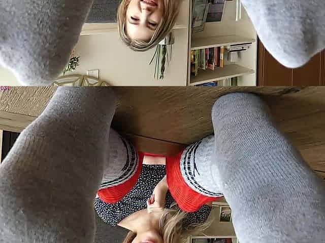 Fap For Feet - Headmistress Corinne (Blond Valley Cutie)