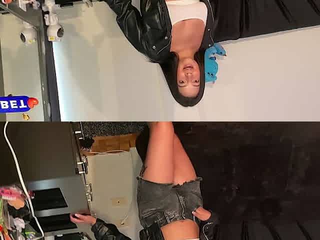 Back To School, Stepsister comes back from her vacation very hawt!