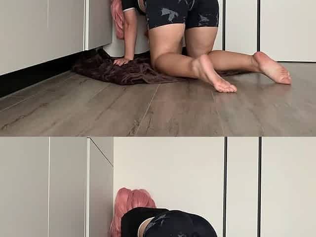 Soft Cute Girl Masturbates Her Virgin Pussy