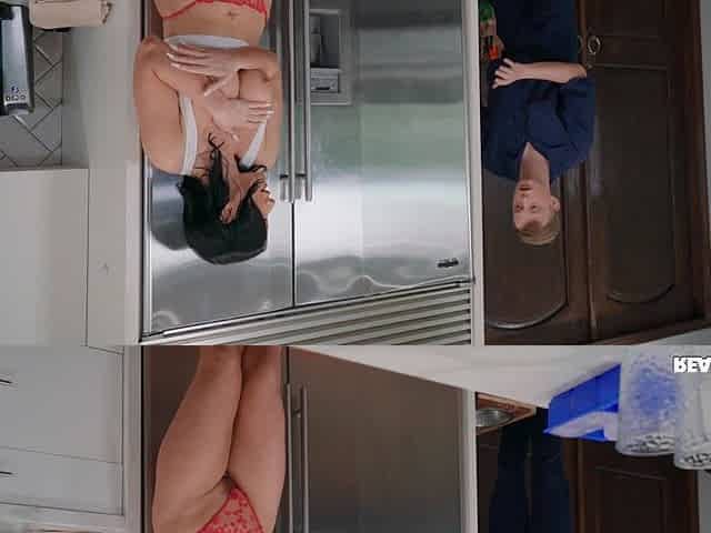 Jennifer White gets her pussy licked by Jimmy Michaels in the kitchen