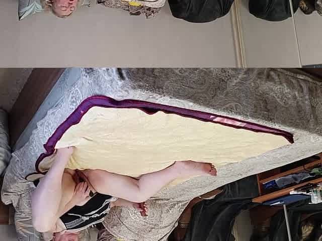 Stepmom Fucks Her Meaty Pussy With Sex Toys