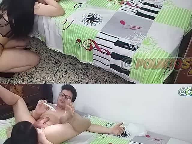 Teen 18+ Latina Culona Coge Rico