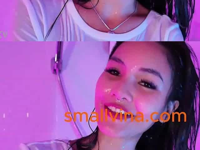 Solo Oriental Beauty On Taking A Washroom Real Worthy
