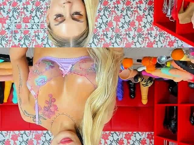 Big boobs milf masturbates with her dildo