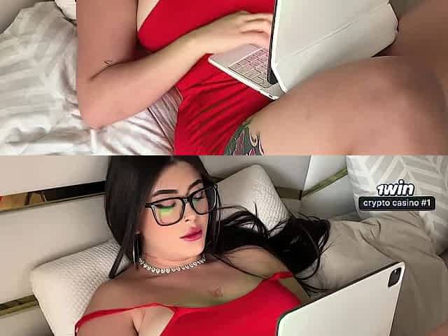 My employee fills my vagina with cum after giving me a hard screw