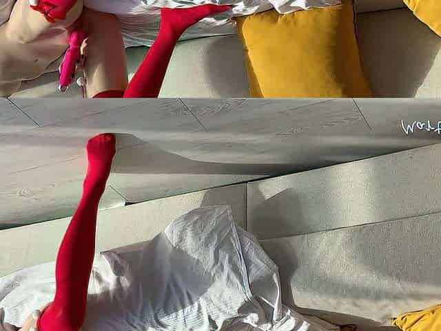 I was spying on my roommate, but this babe noticed me!