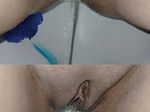 Latin pair pee for everybody with fetish