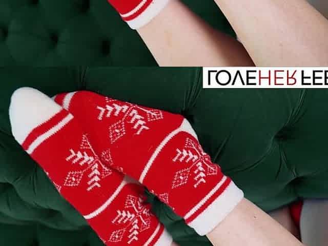Xmas Foot Tease With Paris White