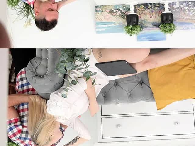 Friends share a blonde with DP