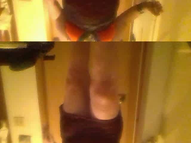 Hawt Hawt Constricted Snatch Large Tata Red Suit Ebony Pants