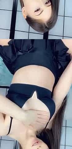 Solo redhead big ass babe toys her holes