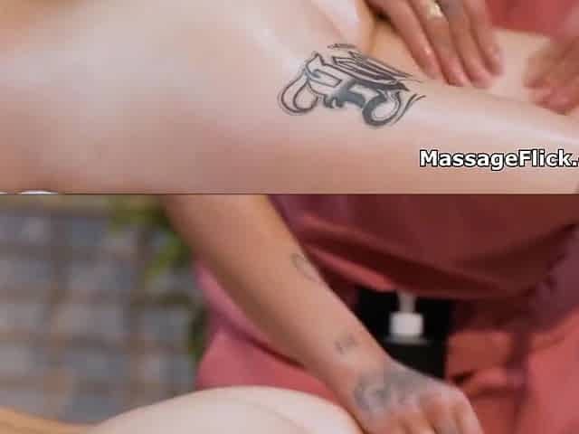 Cubbi Thompson In 69 And Scissoring Massage With Big-breasted Client