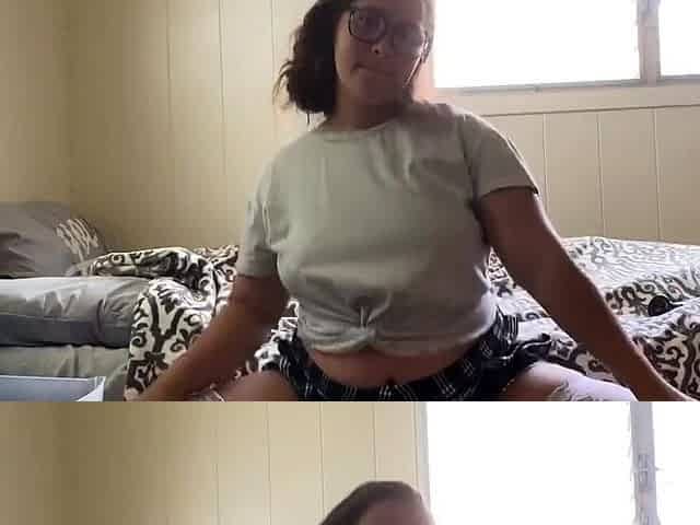 Big-Ass Brunette MILF's Solo Slut Special