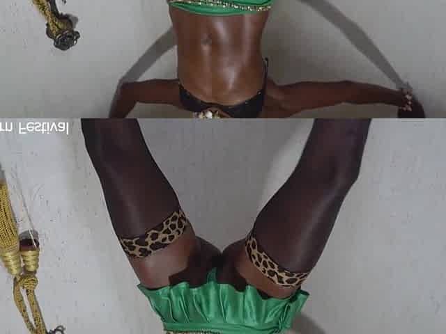 Afro wench twerking on shlong and gets cum on her butt