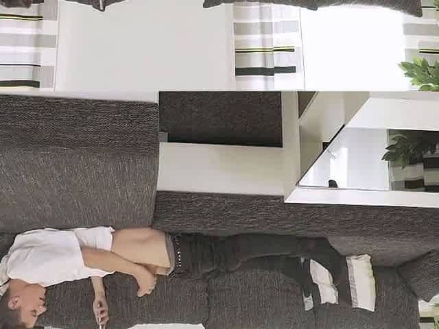 Kelly Leigh is a mature blonde bitch in stockings