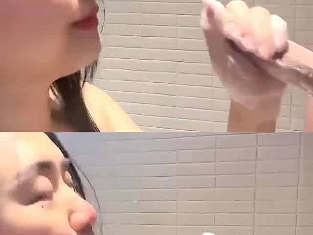 Japanese Mature Couple's Bathroom Sex Tape