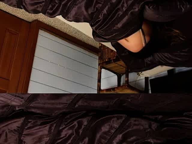 Amateur Mature Blonde Toying Ass And Fingering Pussy