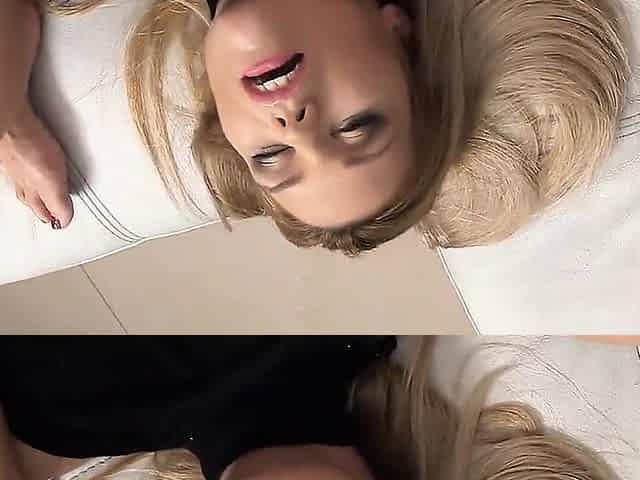 Spicy czech nympho stretches her juicy pussy to the peculiar