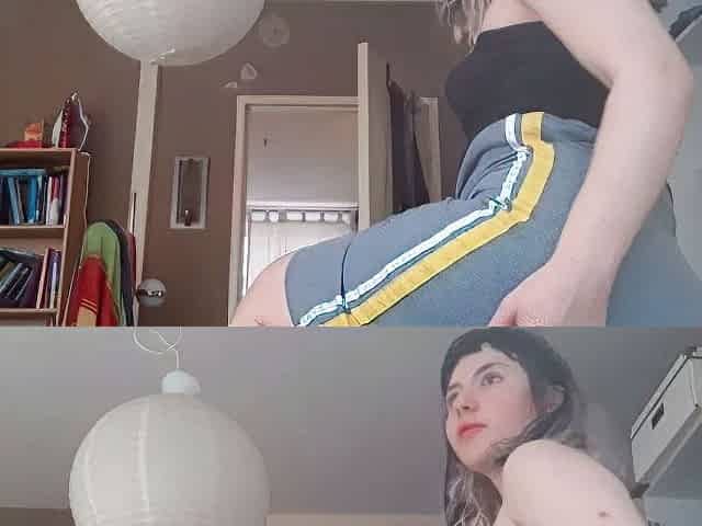 Amateur Webcam Teen Masturbates And Teases