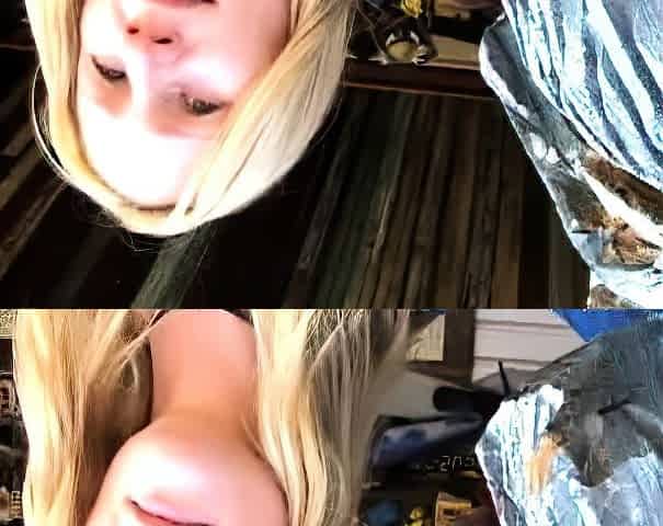 Blonde beauty gives an amazing blowjob outdoors