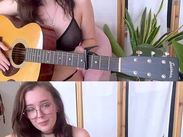 Romanian amateur webcam teen masturbate